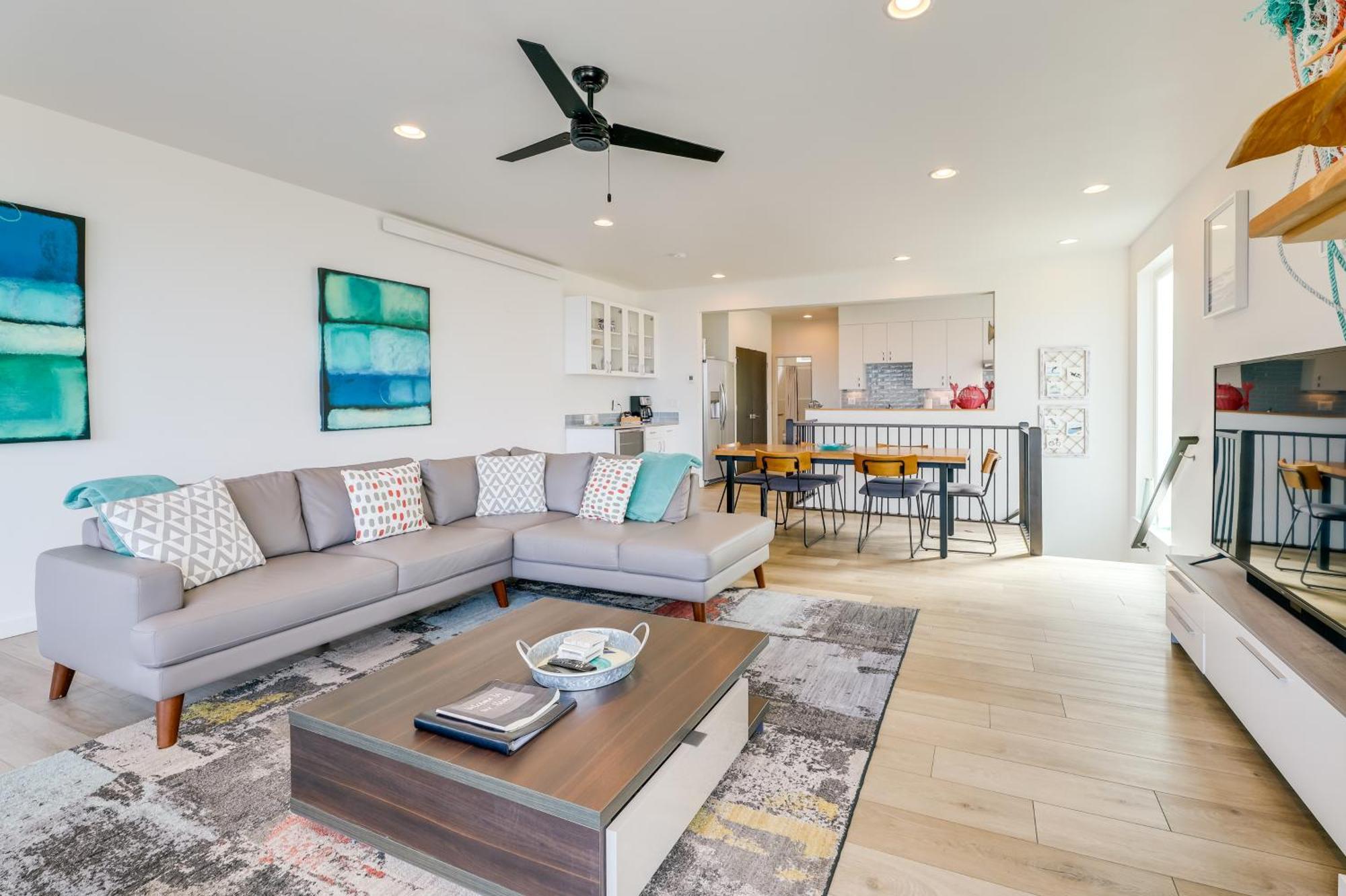 Scenic Depoe Bay Townhome With Deck Less Than 1 Mi To Parks! 外观 照片